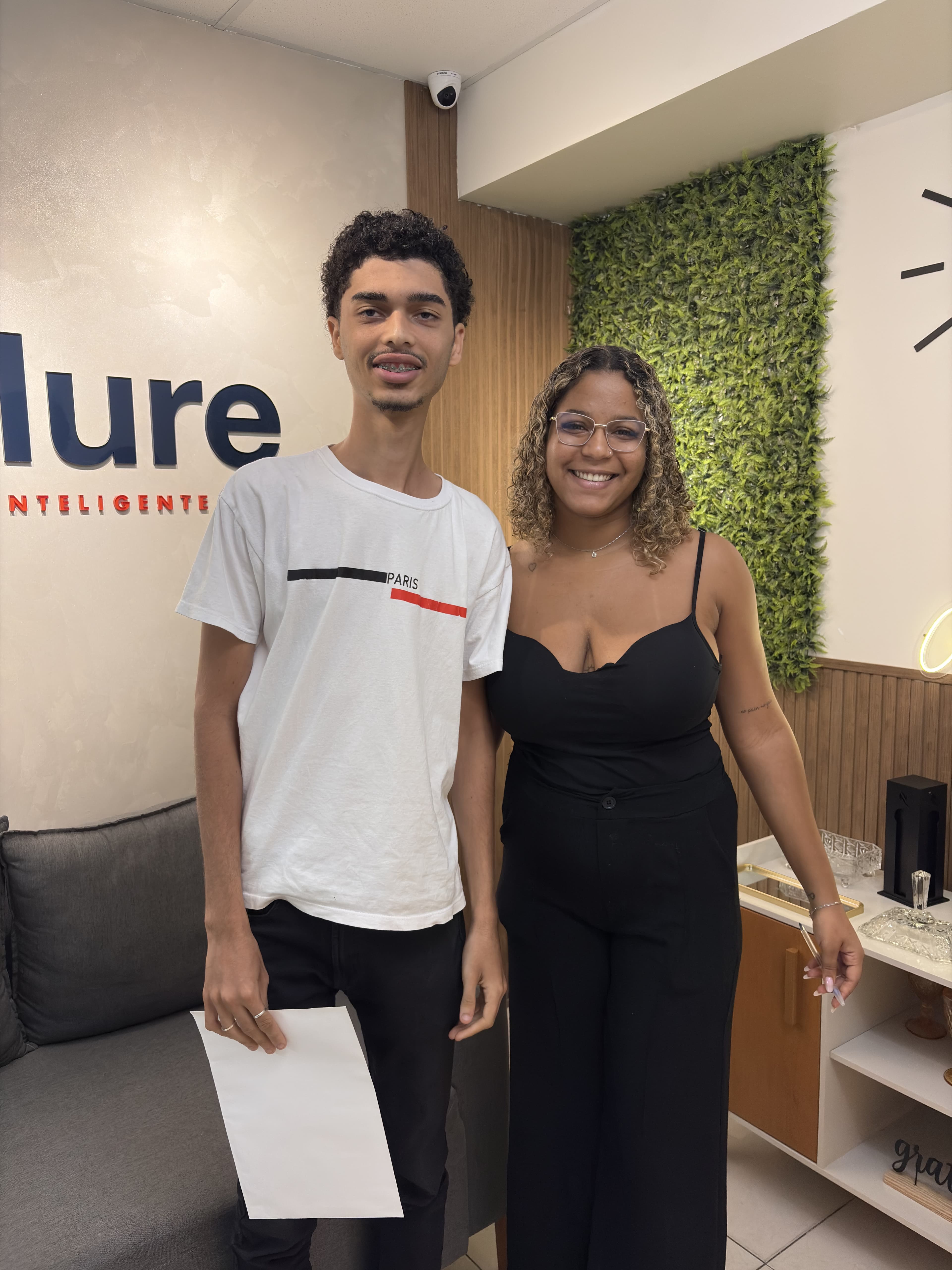 Cliente contemplado Allure