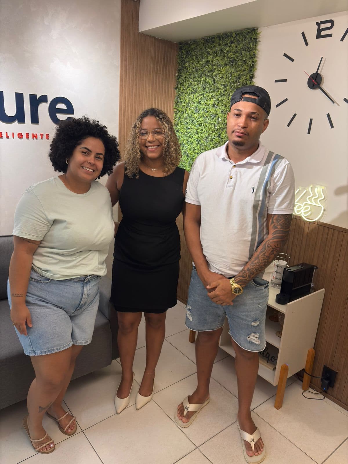 Cliente contemplado Allure